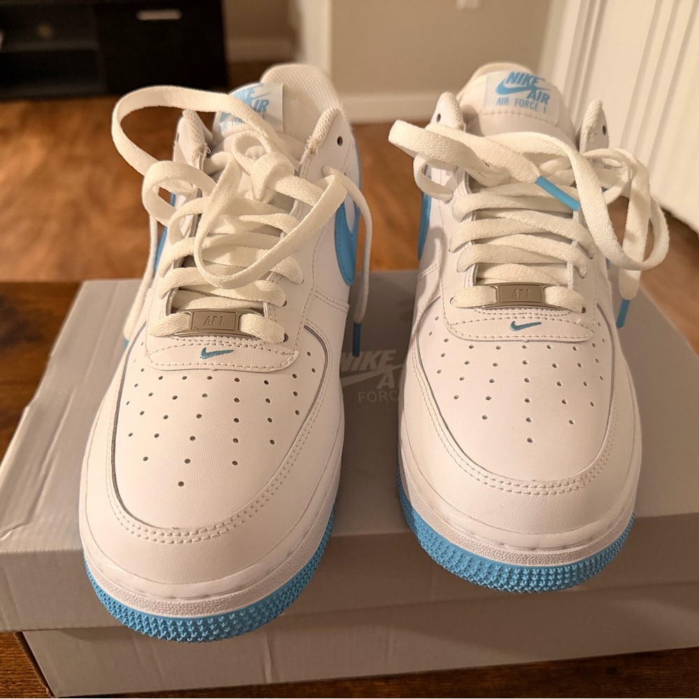 Nike  Air Force 1 Low - White & Light Blue